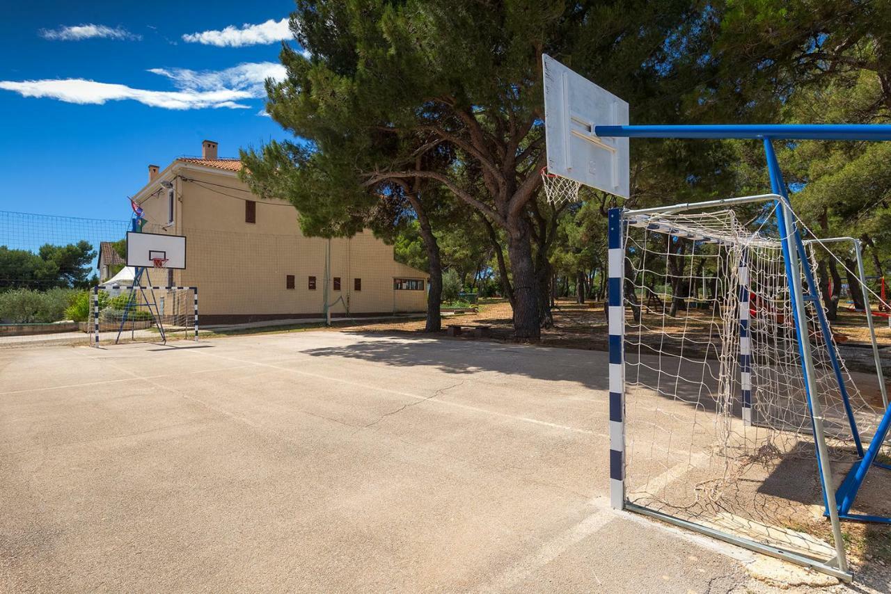 Apartman D&D, Dvorine 63 Banjole Exterior photo